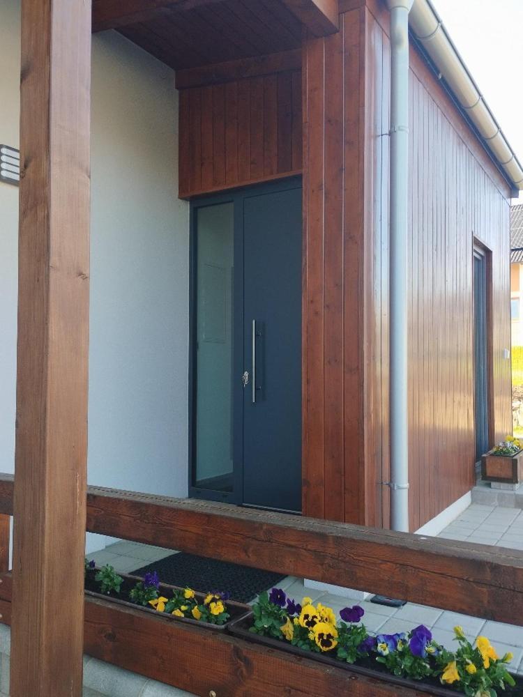 Apartman Dasa 弗林布尔克 外观 照片